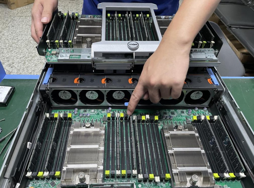 Dell R820 不開機 atal Error! cpu in Socket 4 did not come out of reset 主板維修